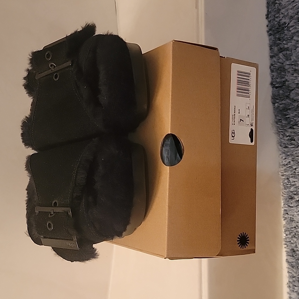 Uggs Sandal - image 1